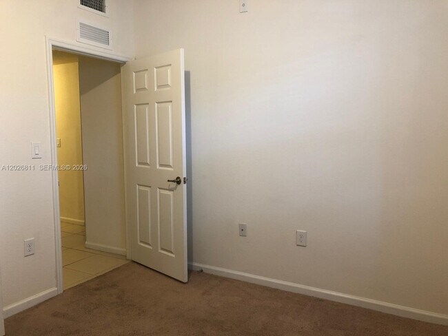 Building Photo - 8960 NW 97th Ave