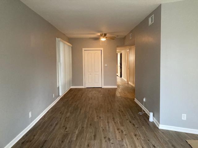 Building Photo - 6142 S Artesian Ave