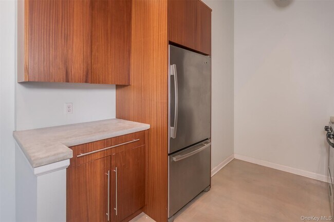 Building Photo - 22 Cottage St