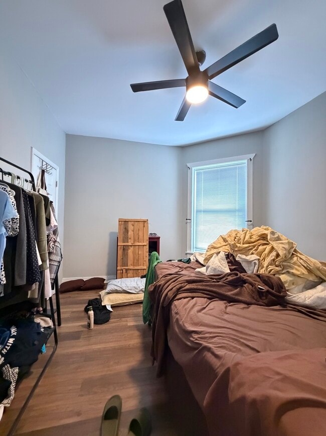 Building Photo - 3339 W Adams St