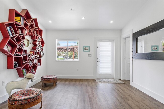 Building Photo - 266 NE 117th St