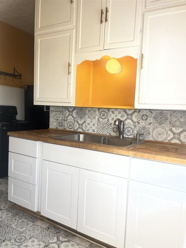 Building Photo - 3 Bedroom Near Irvington-Emerson Heights