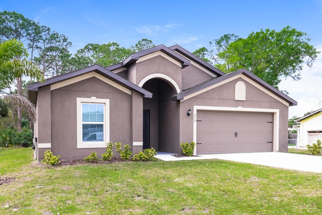 Building Photo - 250 Catalonia Ave NW