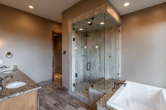 Building Photo - Ranch home in Kamas