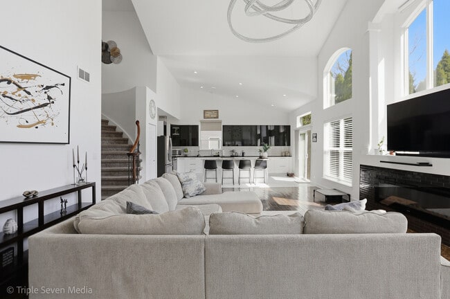 Building Photo - 1260 White Chapel Ln