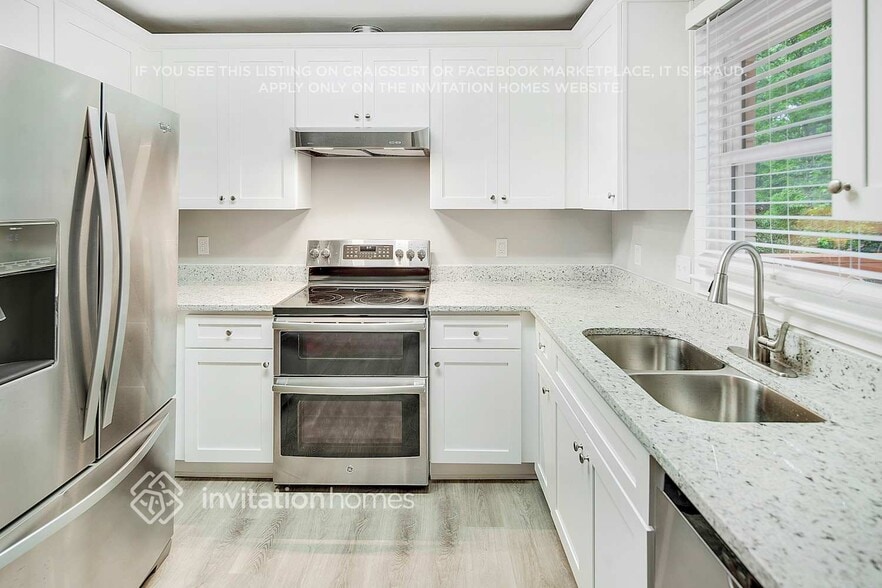 Building Photo - 4151 Somerdale Ln
