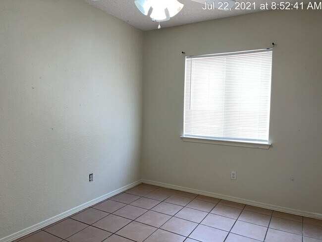 Building Photo - 3308 Treasure Hill Pl