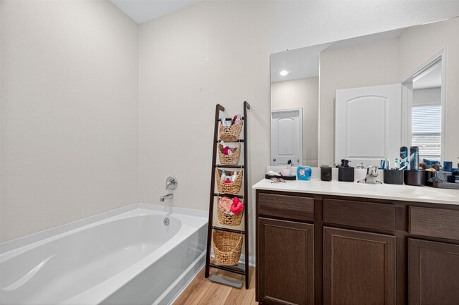 Building Photo - 10811 Anthonomus Way