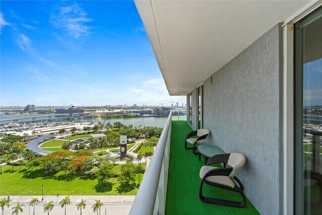 Building Photo - 50 Biscayne Blvd