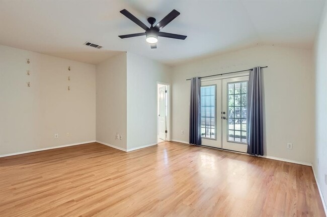 Building Photo - 3706 Haleys Way