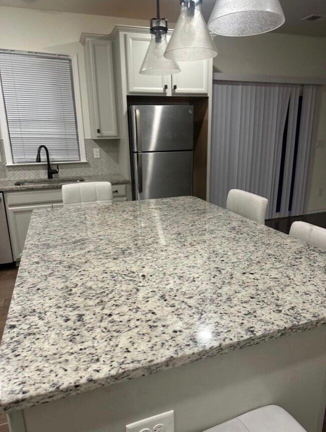 Building Photo - 4124 Poplin Grove Dr