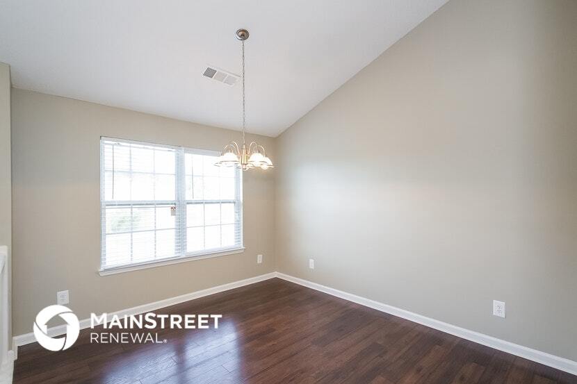 Building Photo - 1005 Briarberry Ln