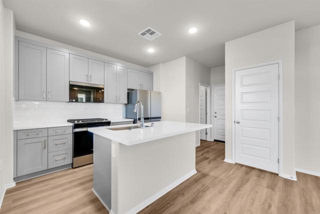 Building Photo - 28386 Via Solero