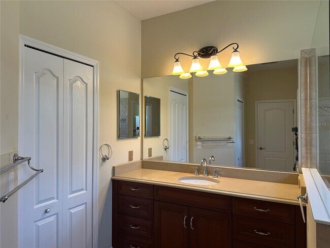 Building Photo - 4926 Newport News Cir