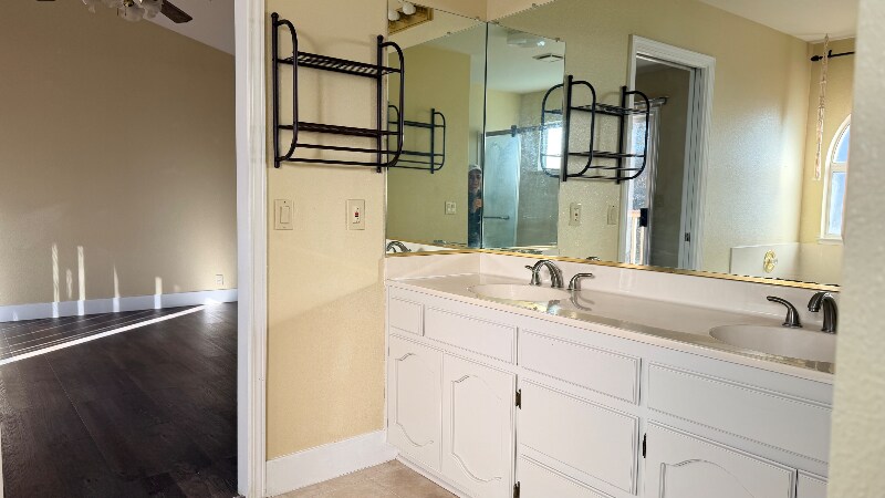 Building Photo - 1169 Zumstein Ct