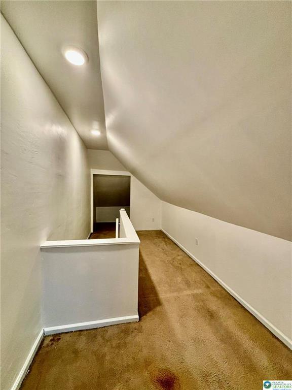 Building Photo - 1006 Center St