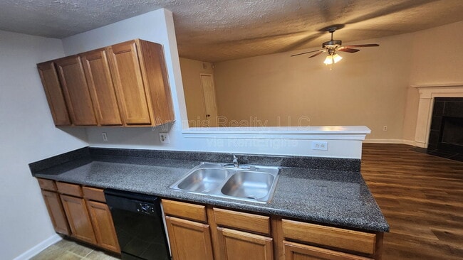 Building Photo - 2840 Vining Ridge Terrace