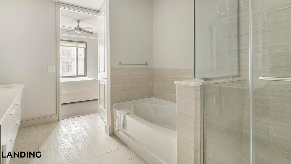 Building Photo - 1414 Wood Hollow Dr