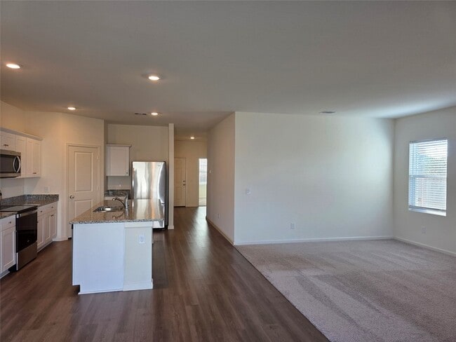 Building Photo - 5903 Grantgrala Dr