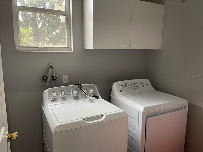 Building Photo - 8234 Diamond Cove Cir