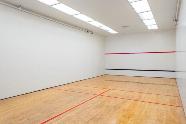 Building Photo - UPGRADED, TOP FLOOR, WATER VIEW STUDIO at WATERGATE