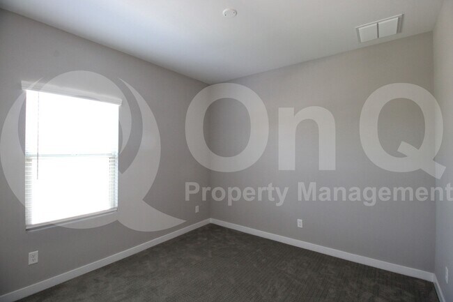 Building Photo - 2234 W El Caro Dr