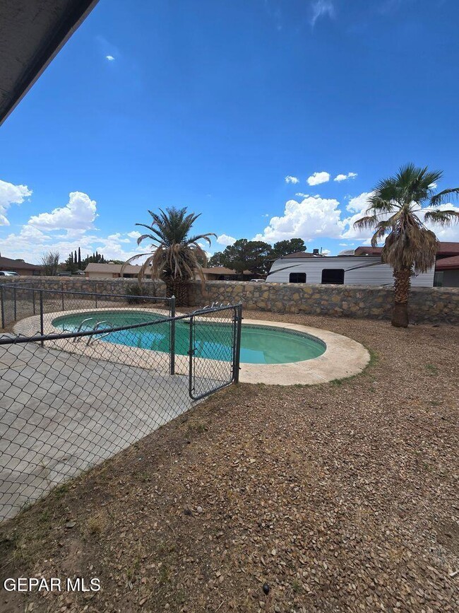 Building Photo - 11711 Trey Burton Dr
