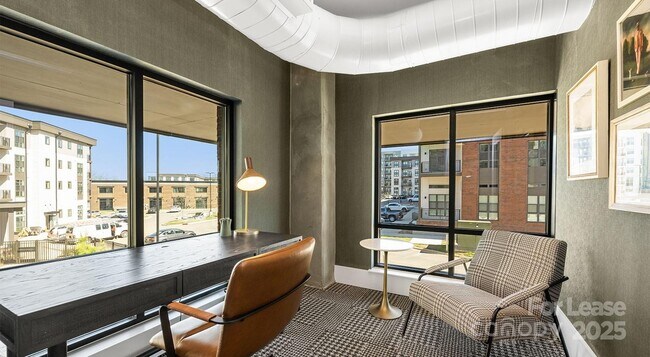 Building Photo - 704 W Tremont Ave