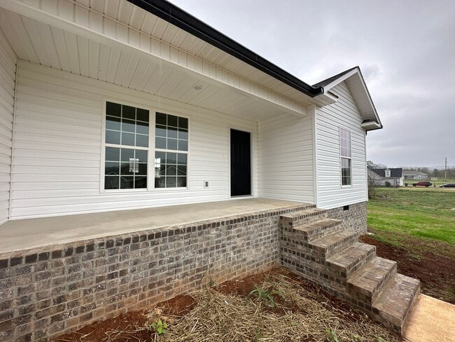Building Photo - 177 Peregrine Pl