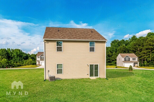 Building Photo - 65 Royal Mdw Dr