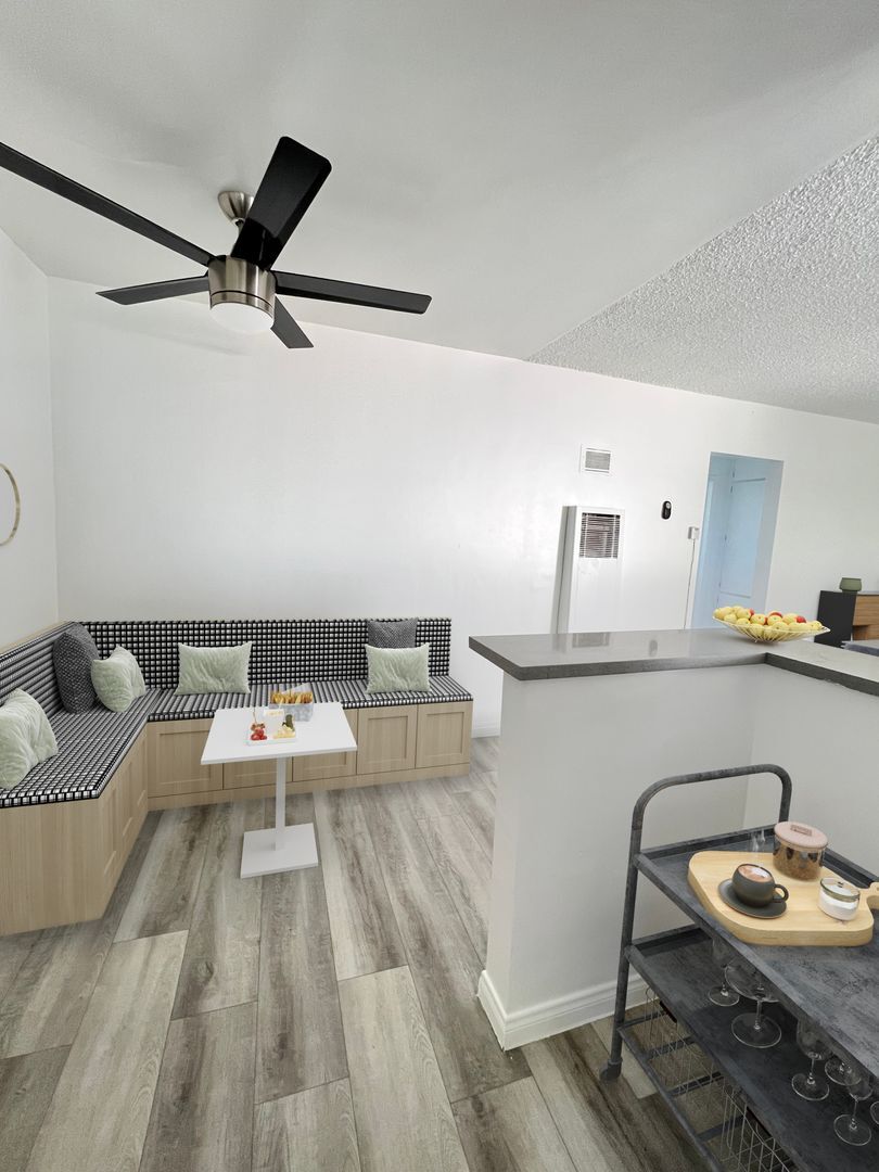 Interior Photo - Citrus Pacific Villas