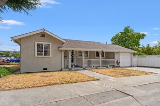 Building Photo - Corner Lot Beauty with Dual Driveways and Upgrades in San Leandro