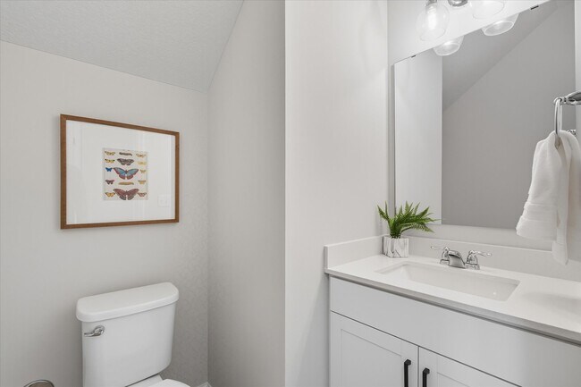 Building Photo - 3472 Knightsbridge Trl N