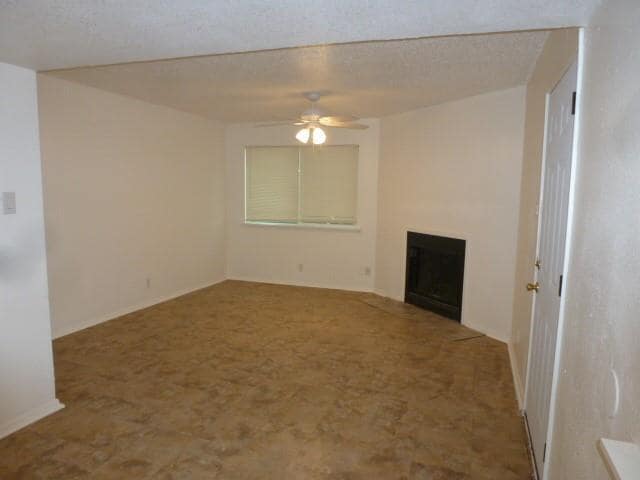 Building Photo - 6800 Trendal Ln