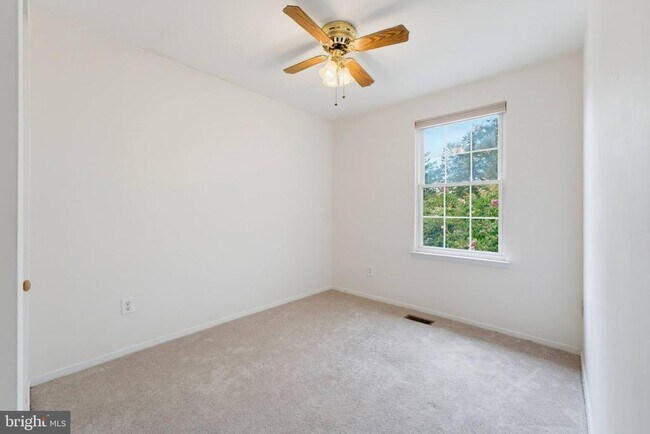 Building Photo - 10305 Bridgetown Pl
