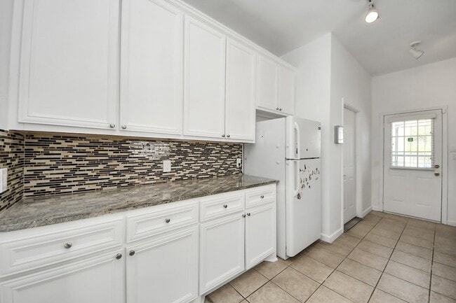 Building Photo - 4112 Meyerwood Dr