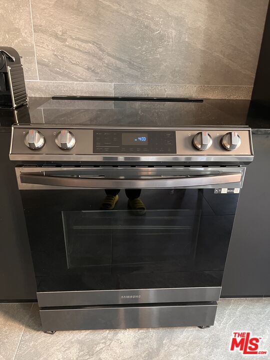 Building Photo - 3541 5th St