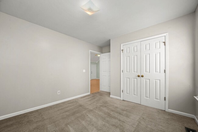 Building Photo - 2403 Medford Campbell Blvd