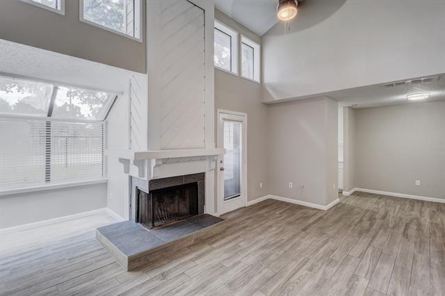 Building Photo - 9254 Forest Ln