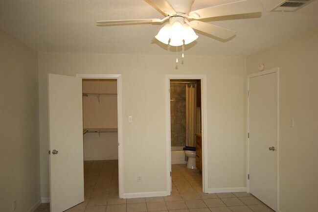 Building Photo - 5013 Cape Verde Cove