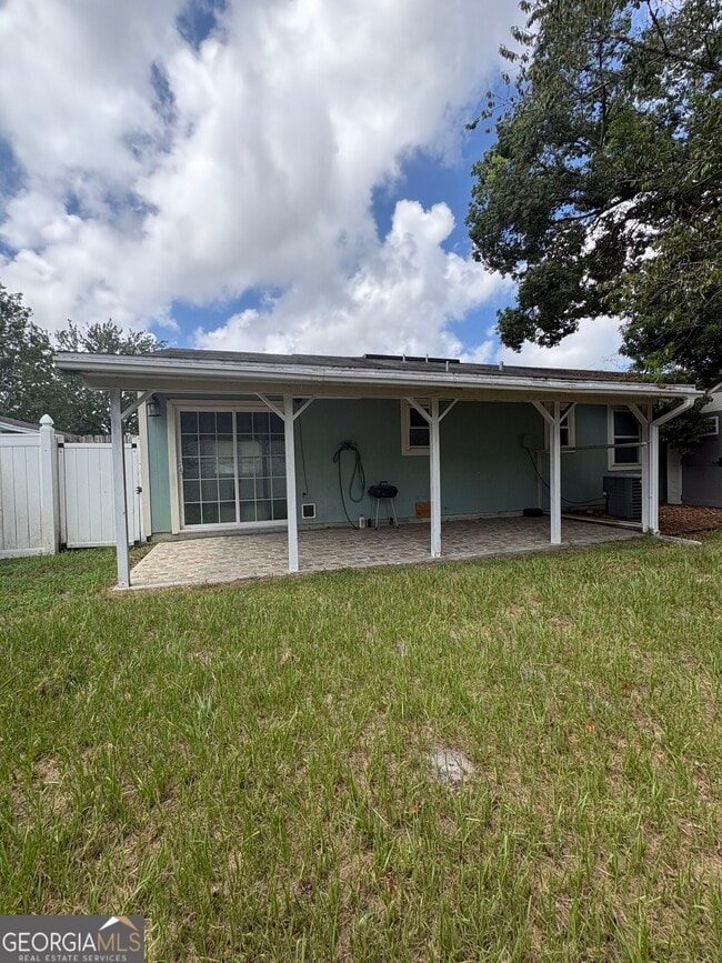 Building Photo - 542 Chateau Cir