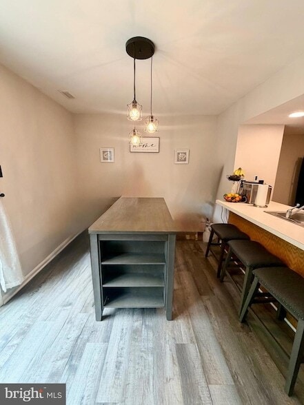 Building Photo - 415 Strathaven Ct