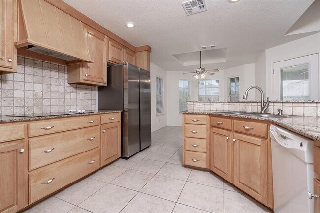 Building Photo - 4935 Sean Patrick Glen