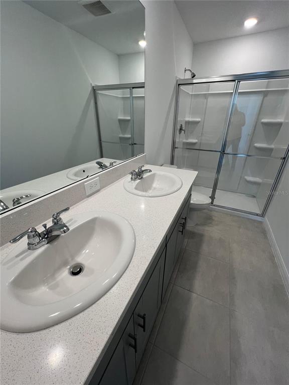 Building Photo - 3068 Skyline Lp