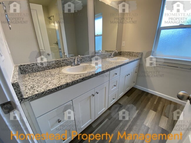 Building Photo - Welcome to your new home!