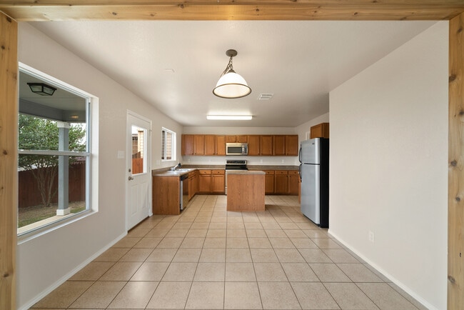 Building Photo - 3815 Mahogany Cove