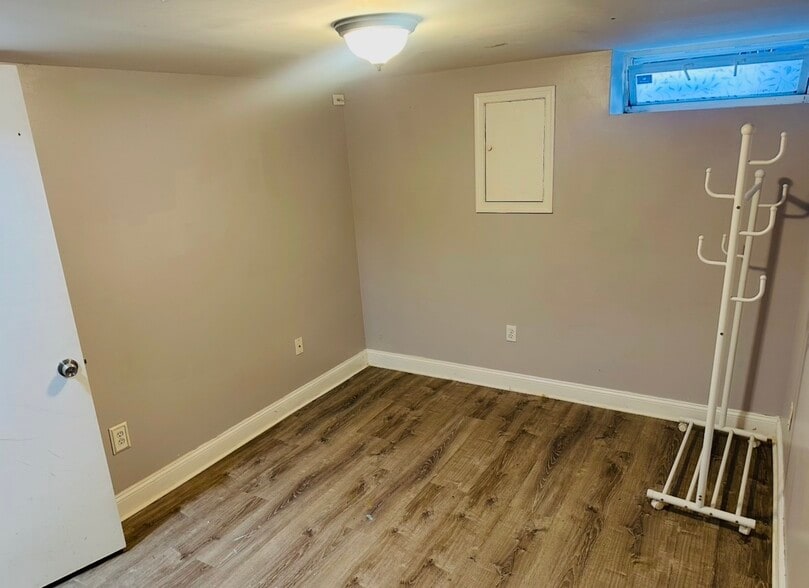 Basement - 829 S Linwood Ave