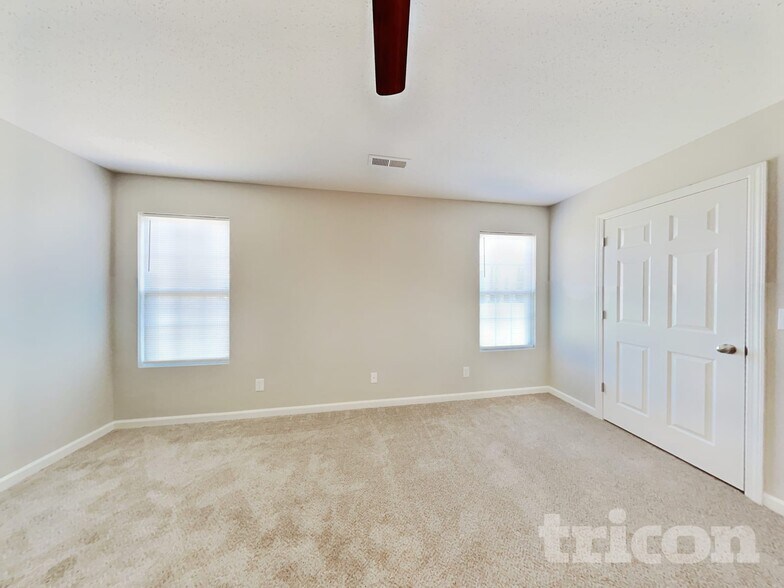 Building Photo - 685 Winners Point