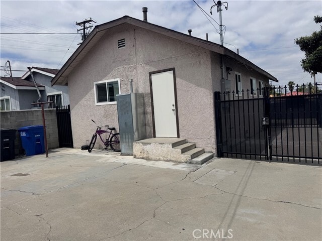 Building Photo - 1128 Clela Ave