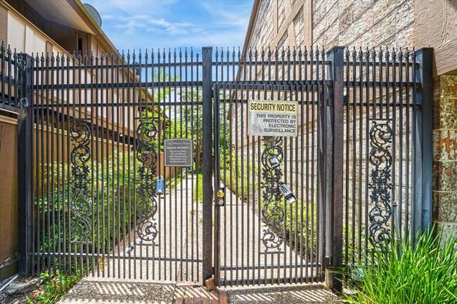 Building Photo - 2574 Marilee Ln